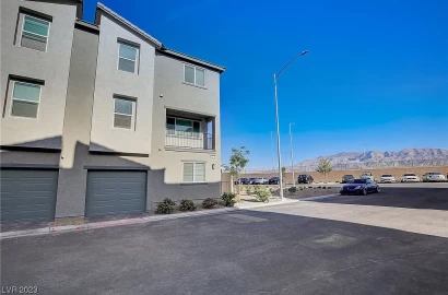 Beautiful Town House