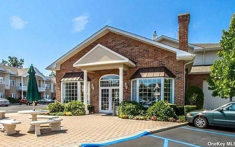 Lovely condo