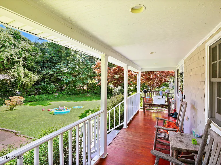 3 Beds Villa