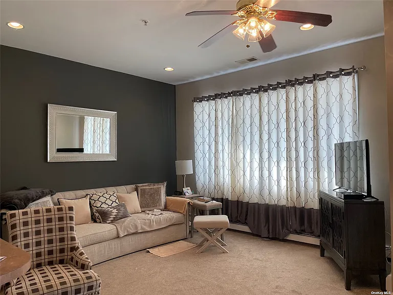 Lovely condo