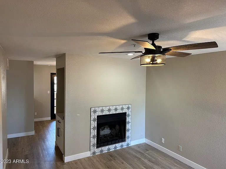 Brand New 1 Bedroom Apartment In First Class Location