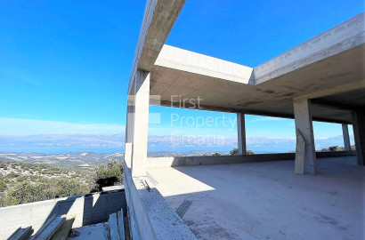 Investment property in Brač