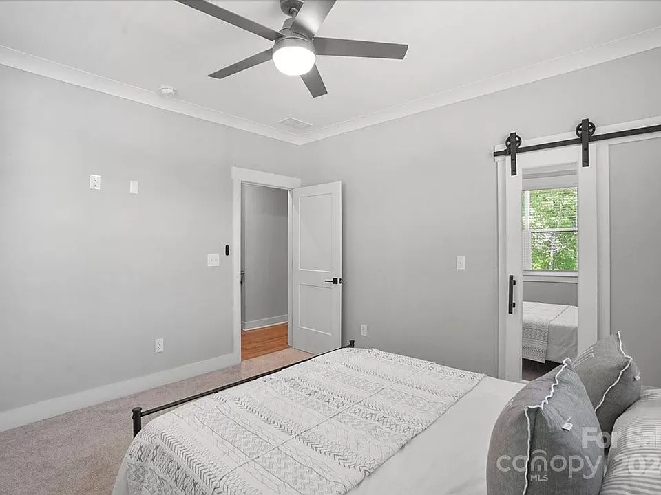 795 Bellegray Rd, Clover, SC