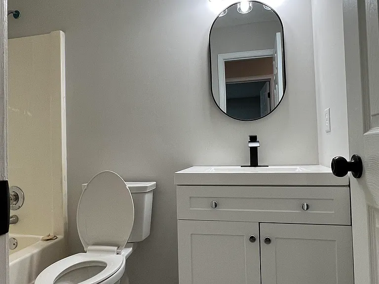 A Luxury upgraded 4bedroom .