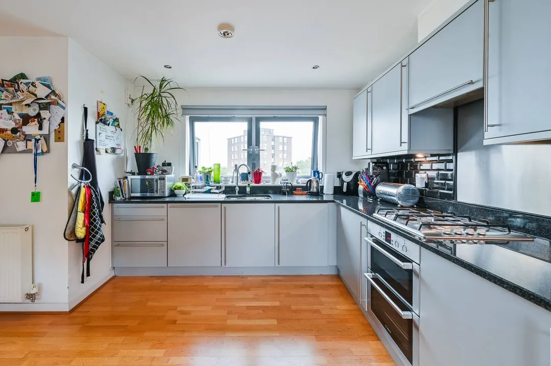 3 bed maisonette for sale