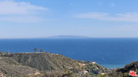 House In Malibu