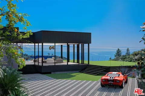 House In Malibu