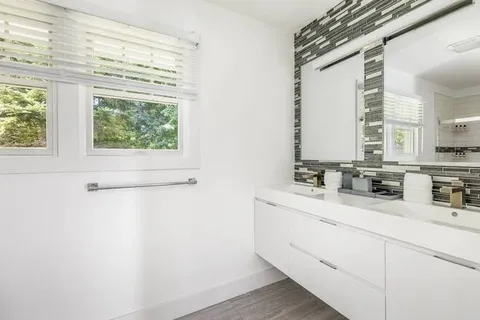 East Hampton, NY