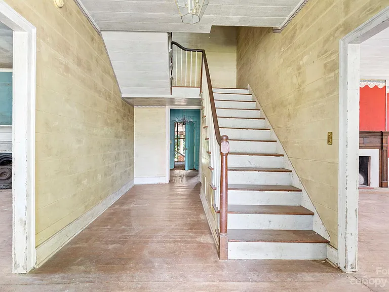 House In  Winnsboro