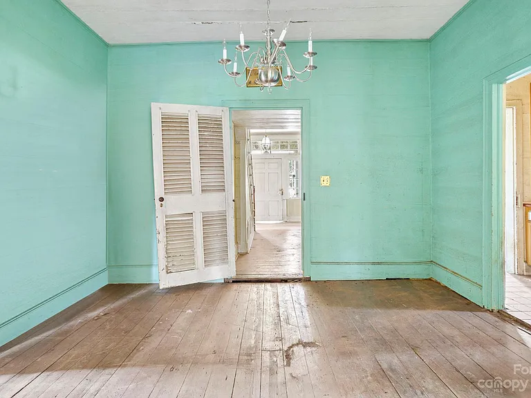 House In  Winnsboro