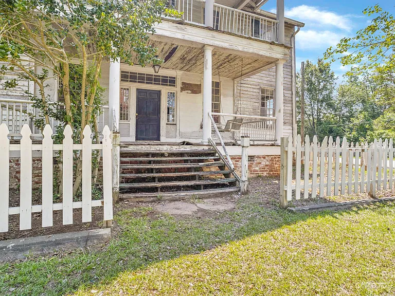 House In  Winnsboro