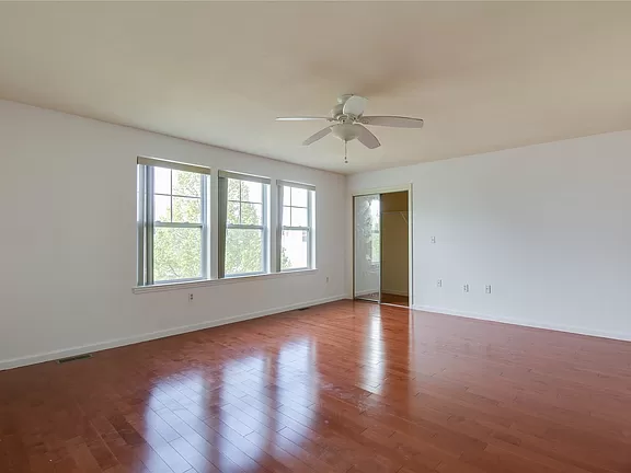 Catamaran Way, Arverne