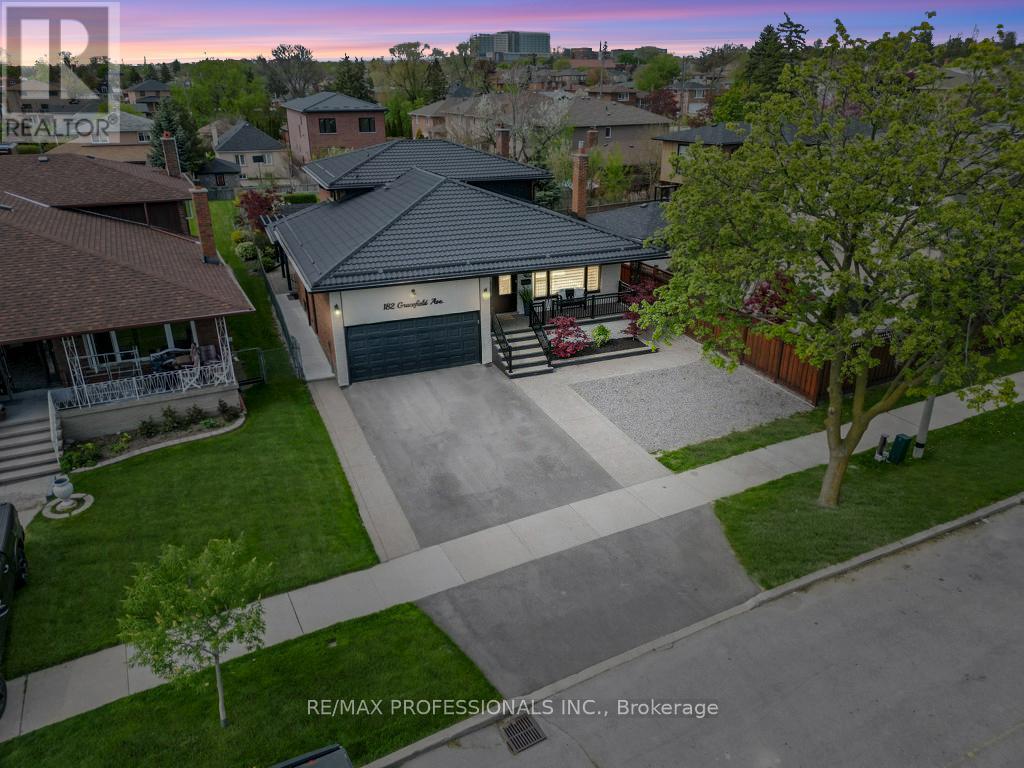 182 GRACEFIELD AVENUE