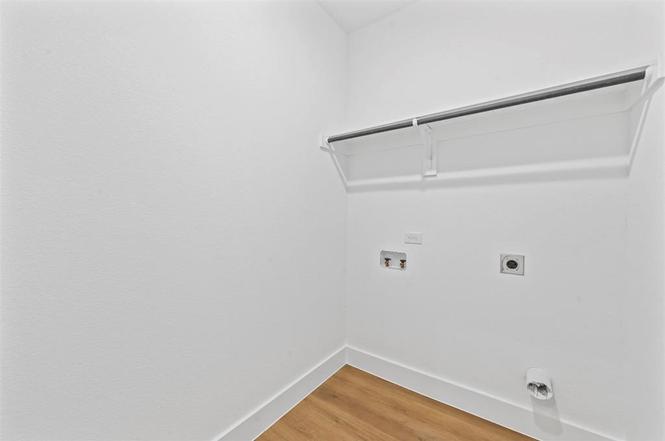 1814 Fordham Rd,