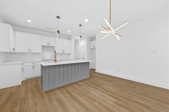 1814 Fordham Rd,