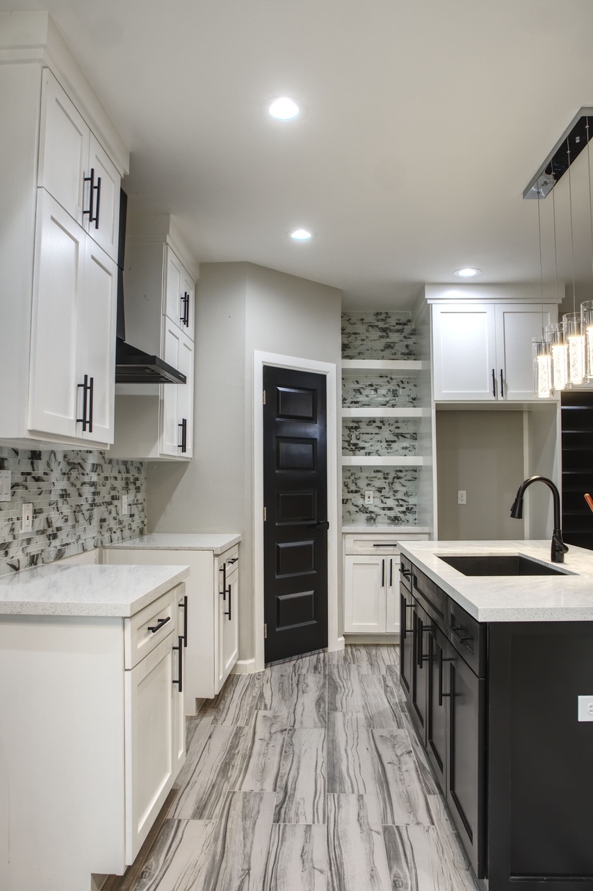 6081 Dakota Rose Cir