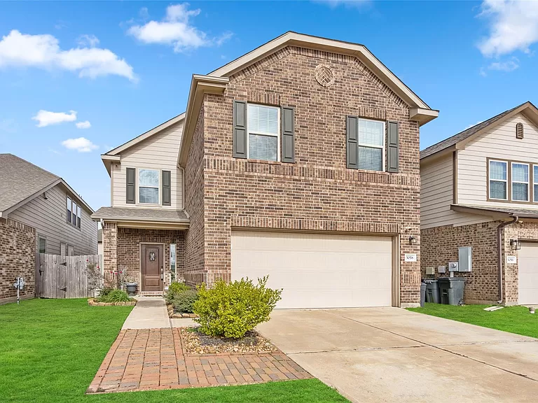 3058 Hawthorne Glen Ln