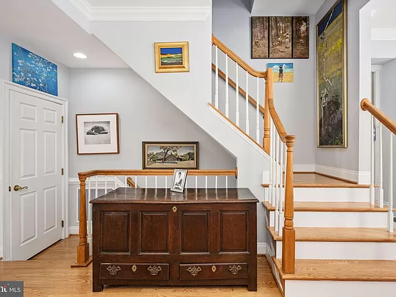 Fords Landing Way, Alexandria